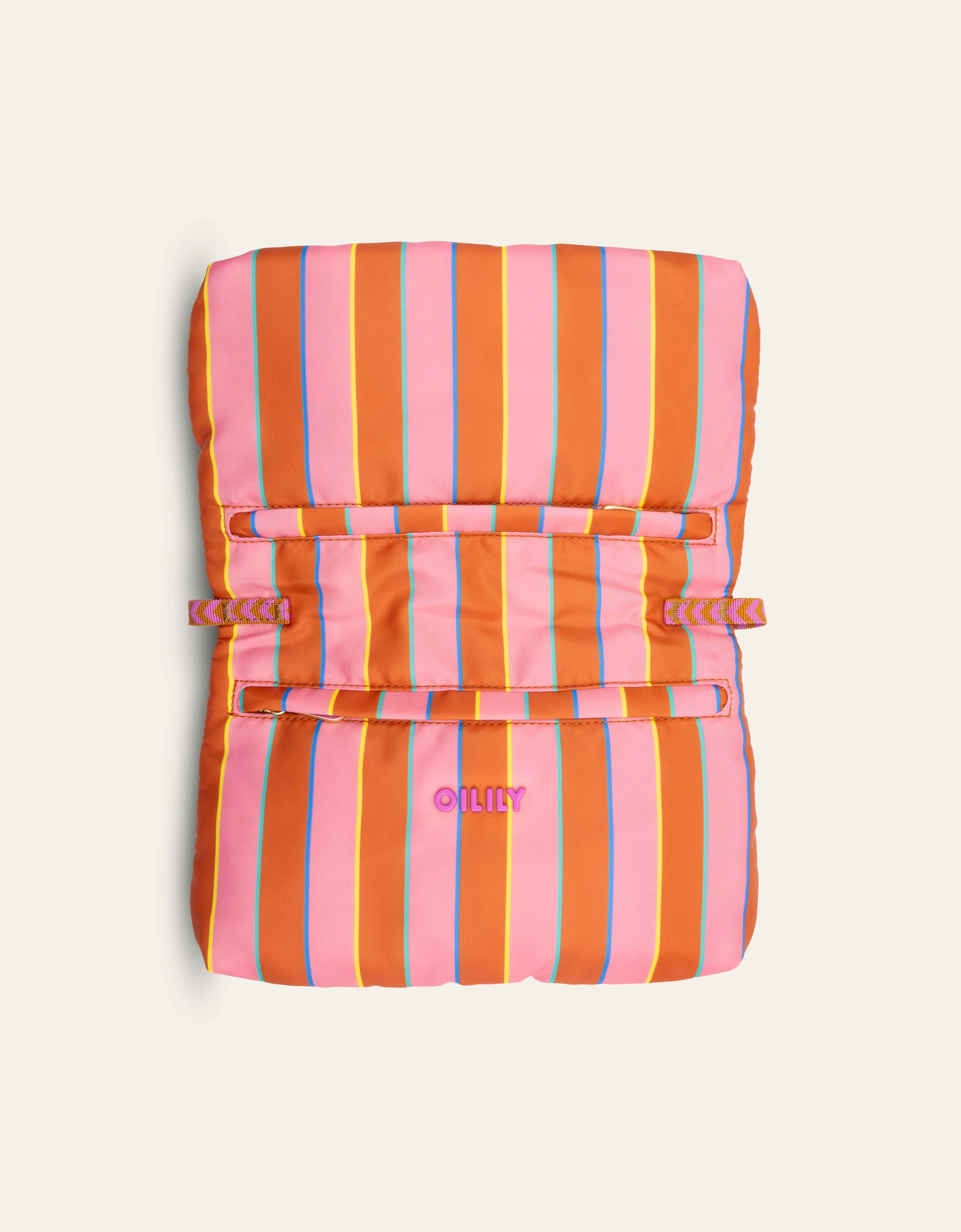 Rixt Reversible Shoulder Bag