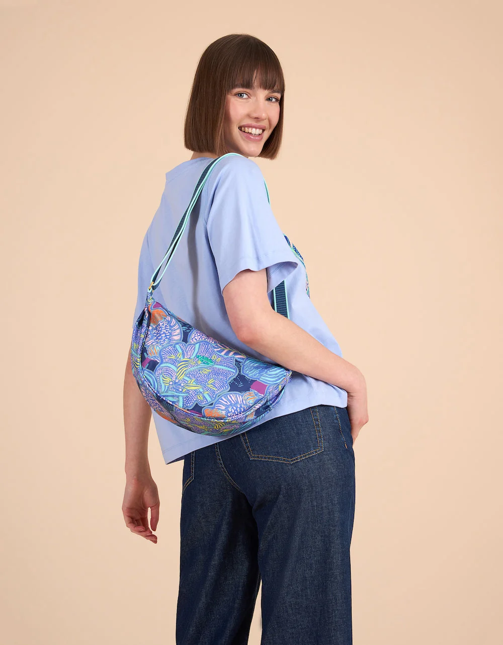 Sela Shoulder Bag