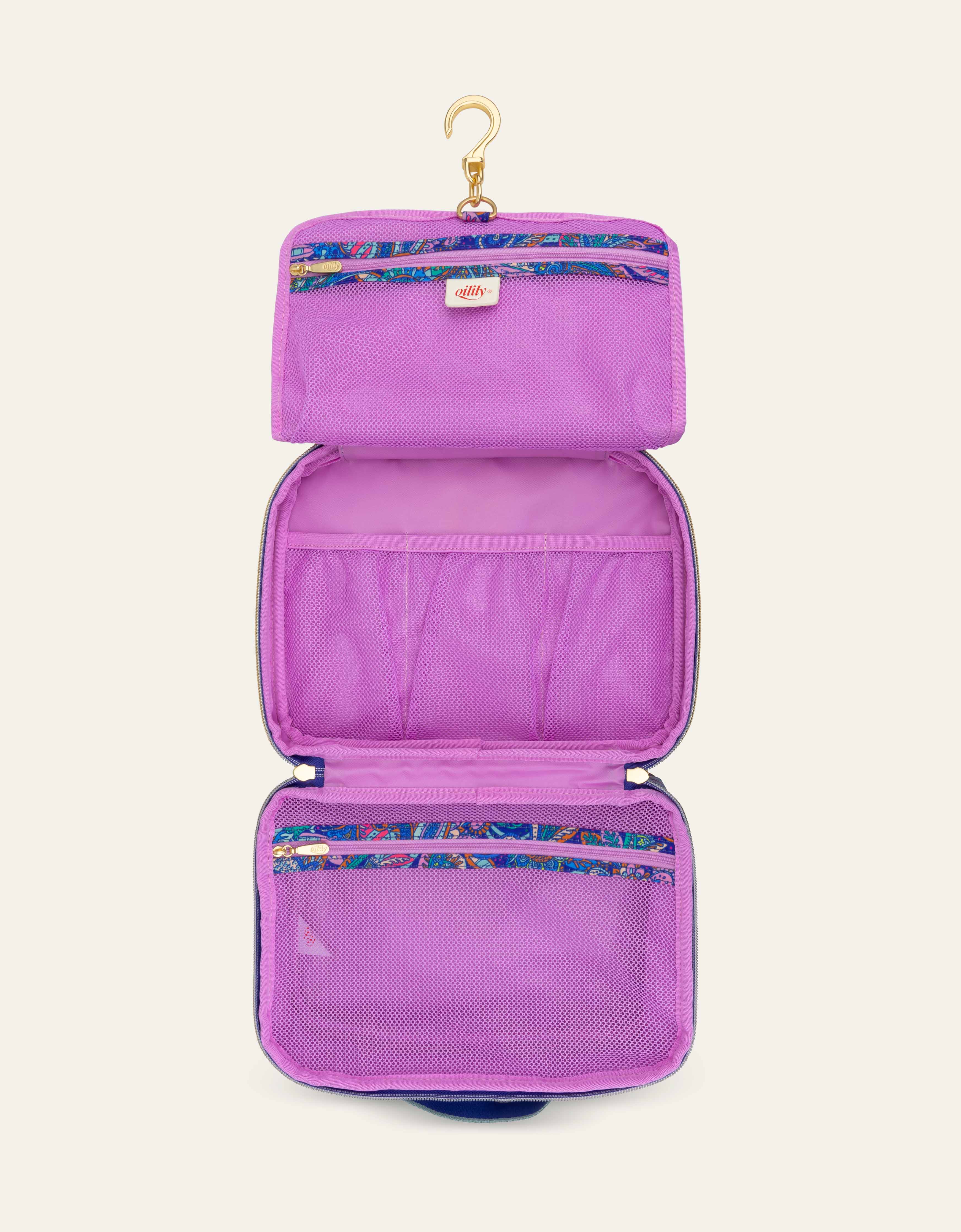 Cara Travel Kit With Hook