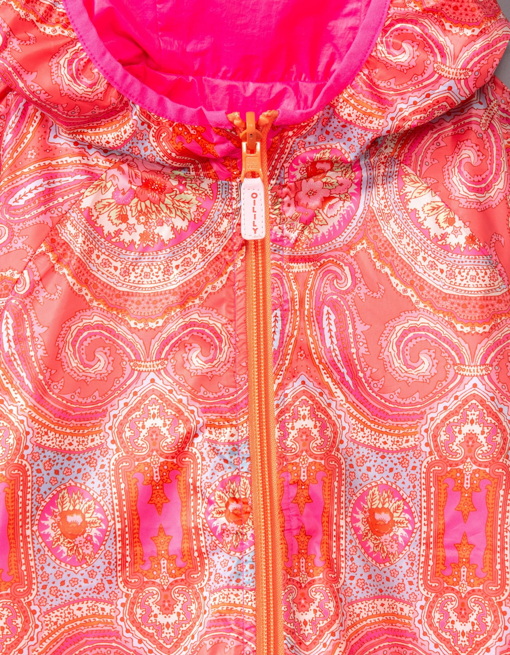 Crispy reversible coat