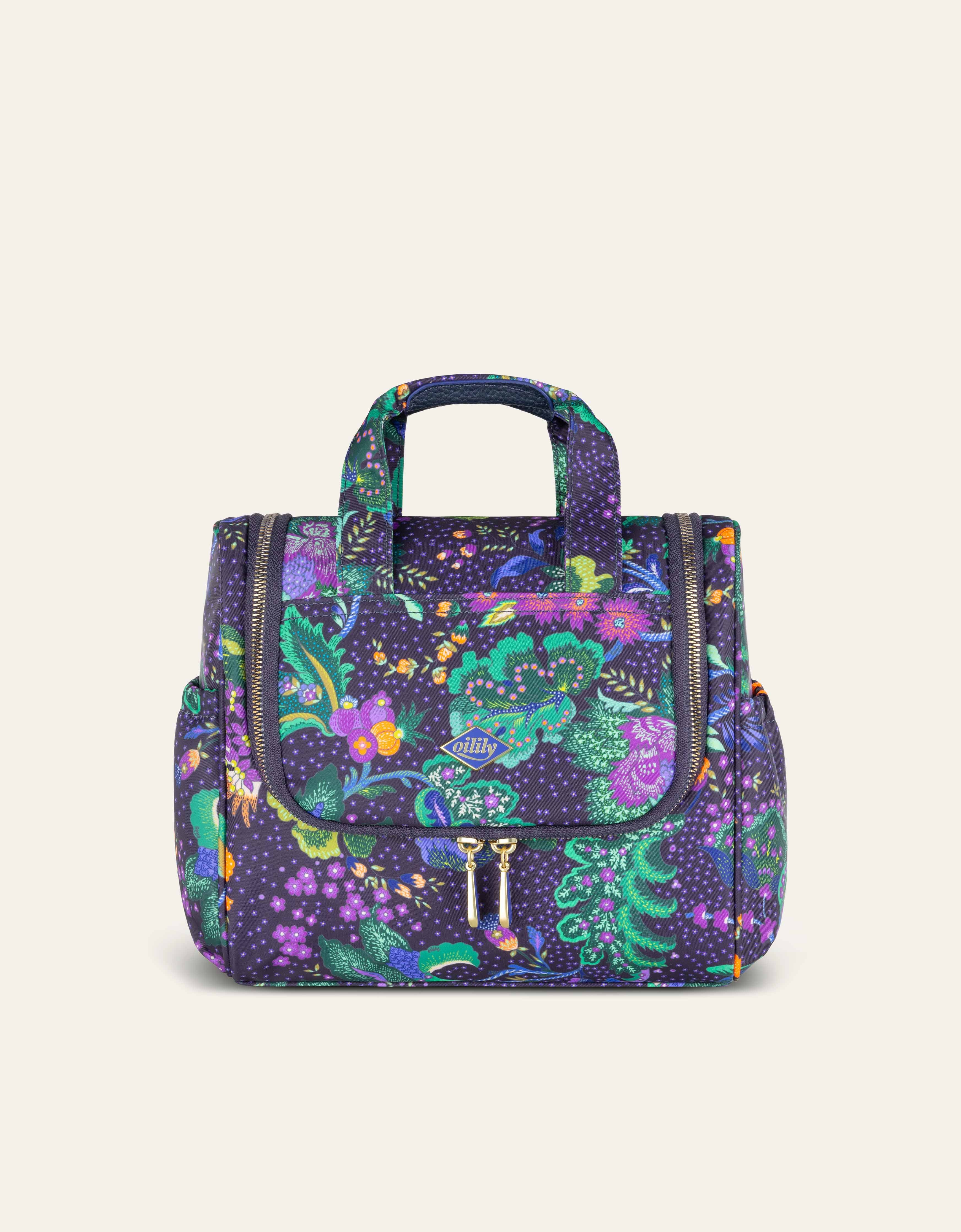 Cathy Travel Kit With Hook