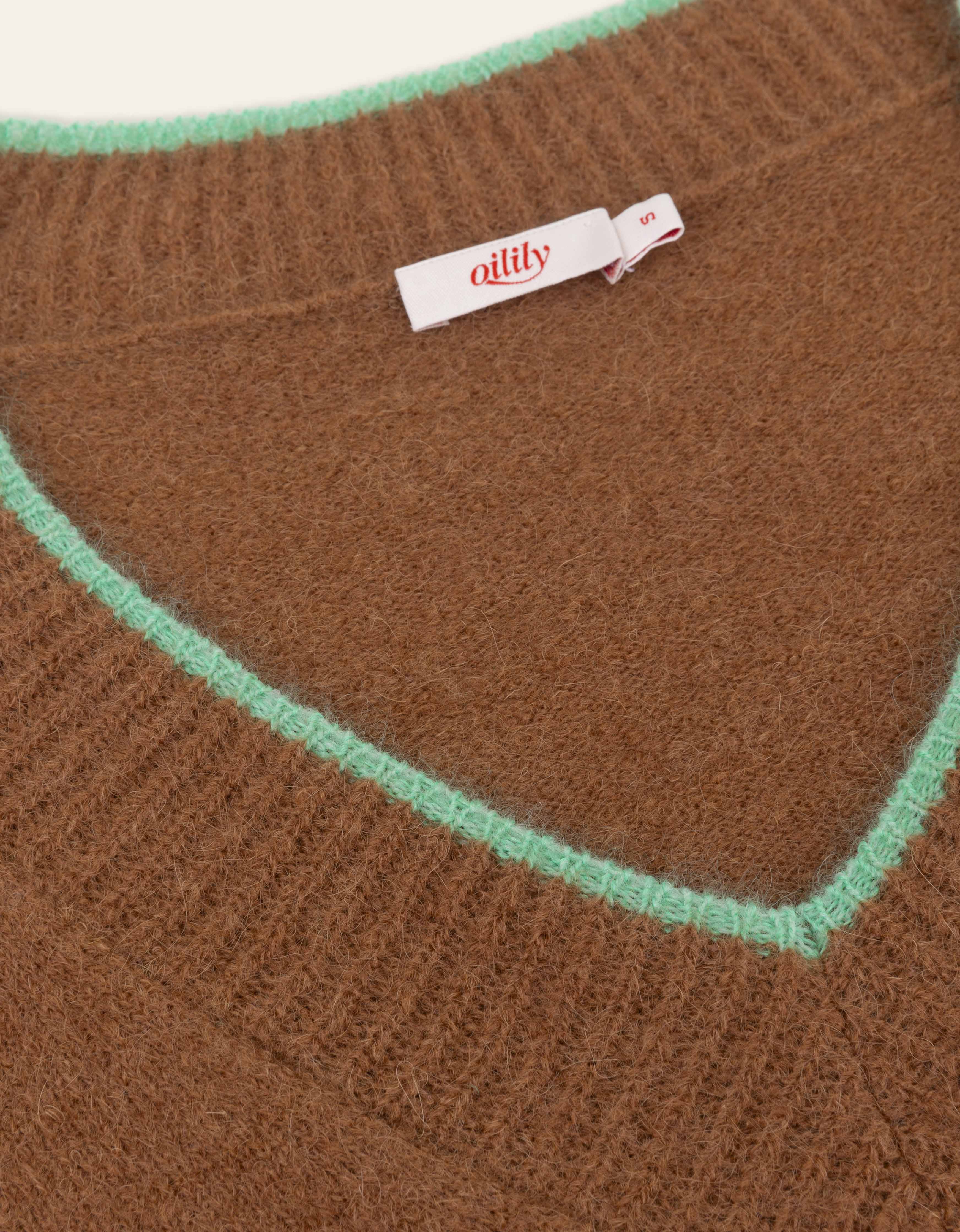 Komsoom Pullover