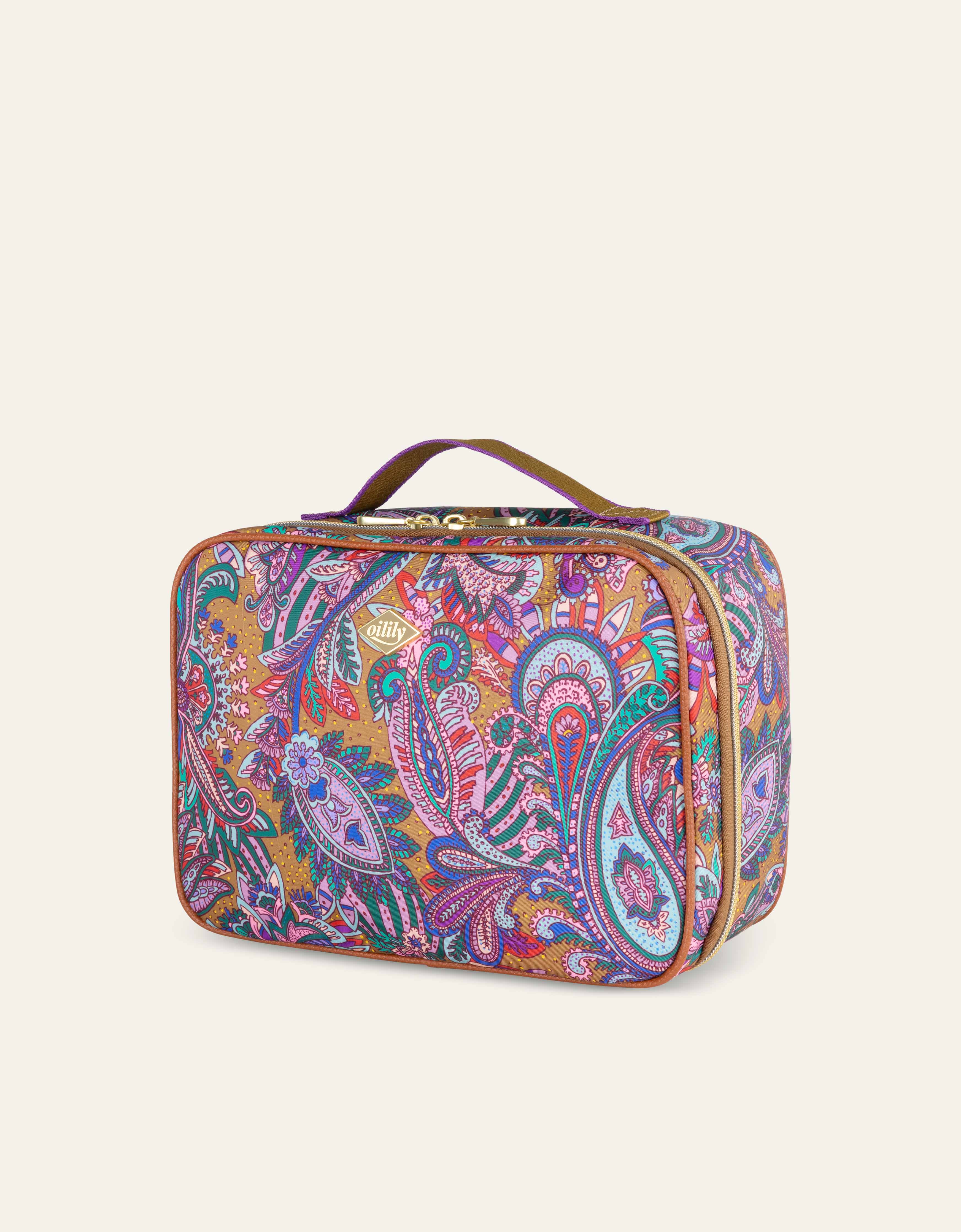 Cara Travel Kit With Hook