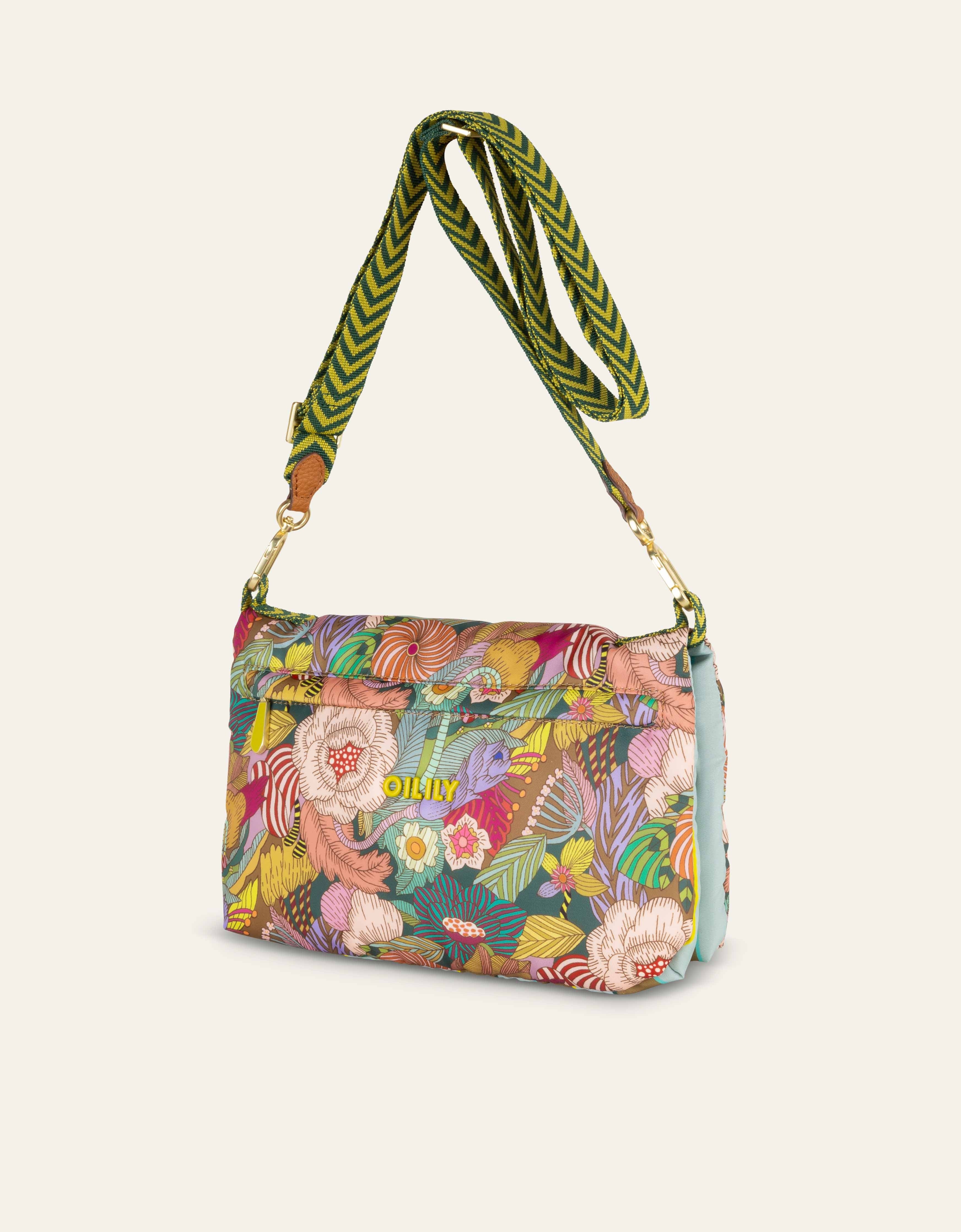 Rixt Reversible Shoulder Bag