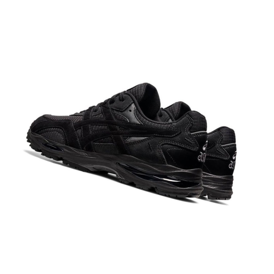 Black Men's Asics GEL-MC PLUS Sneakers | US08351XR - Asics Outlet Sale