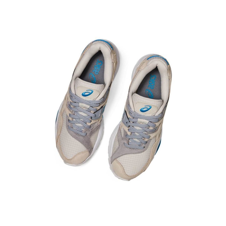 Beige Women's Asics GEL-MC PLUS Sneakers | US14985DQ - Asics Outlet Sale