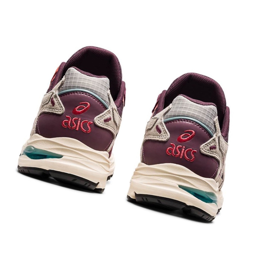 Cream Men's Asics GEL-MC PLUS Sneakers | US14835EV - Asics Outlet Sale