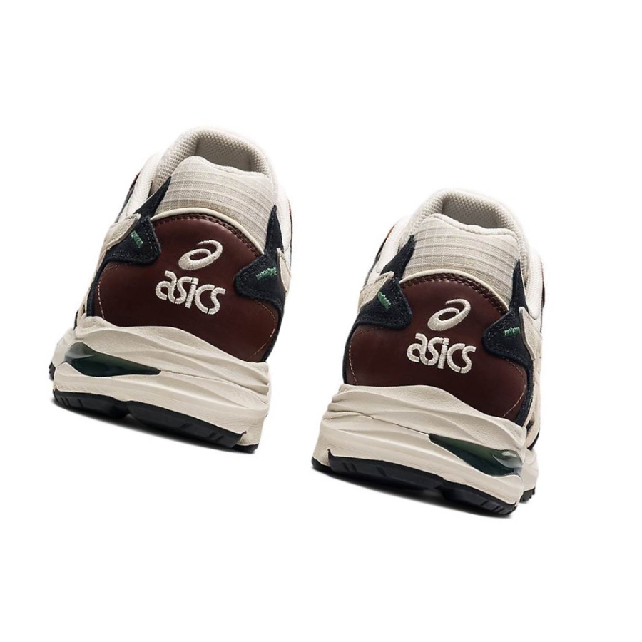 White Men's Asics GEL-MC PLUS Sneakers | US53716UL - Asics Outlet Sale