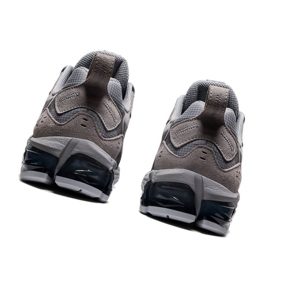 Grey Men's Asics GEL-QUANTUM 180 Sneakers | US67103AI - Asics Outlet Sale