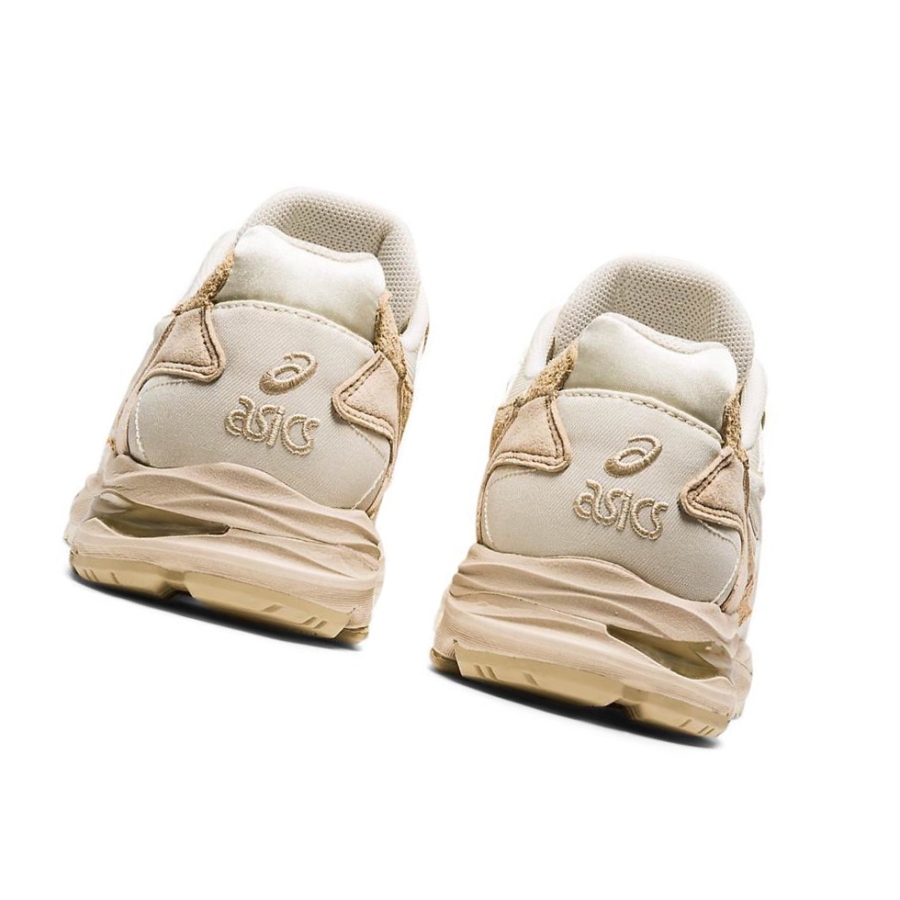 White Men's Asics GEL-MC PLUS Sneakers | US23740LV - Asics Outlet Sale