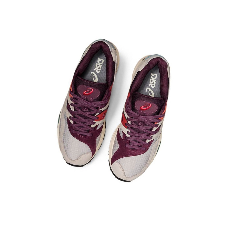 Cream Men's Asics GEL-MC PLUS Sneakers | US14835EV - Asics Outlet Sale