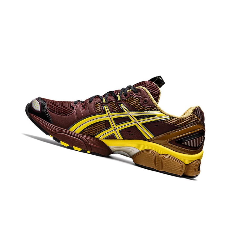 Rum Raisin / Green Sheen Men's Asics UB3-S GEL-NIMBUS 9 Sneakers | US25379PI - Asics Outlet Sale