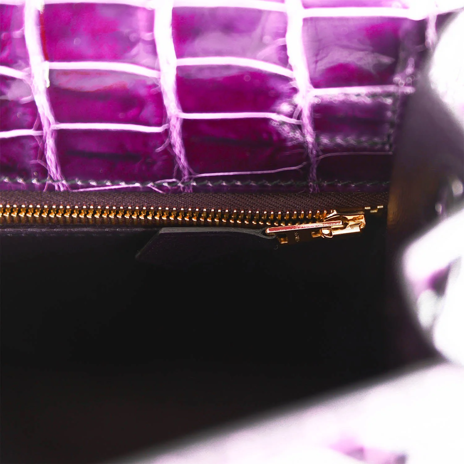 Replicate Hermes Kelly Sellier 25 Aubergine Shiny Niloticus Crocodile Gold Hardware(1:1 replica)