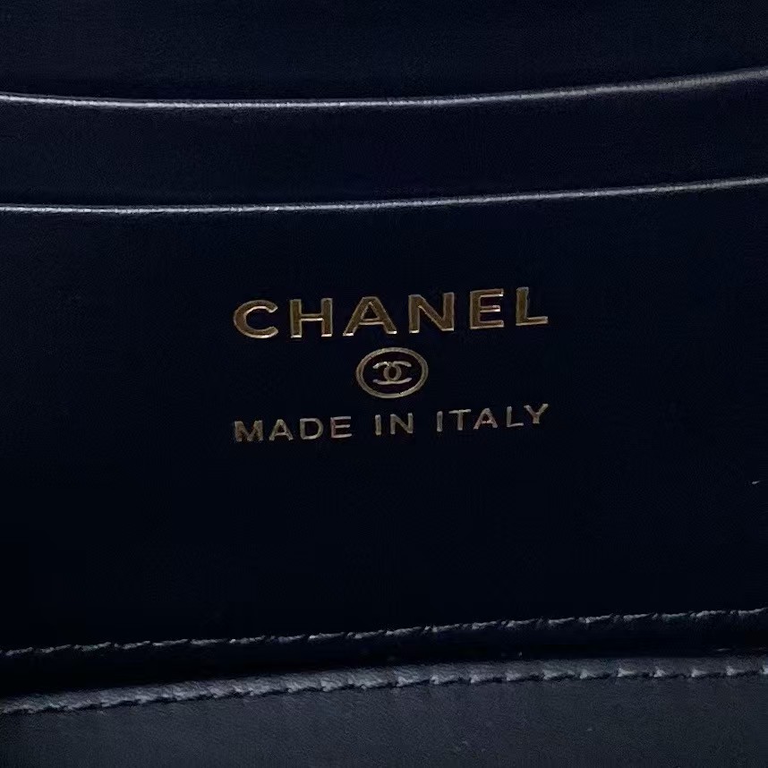 Replicate Chanel AP3804 Clutch Lambskin Cosmetic Bag With Pearl Handle Black(1:1 replica)