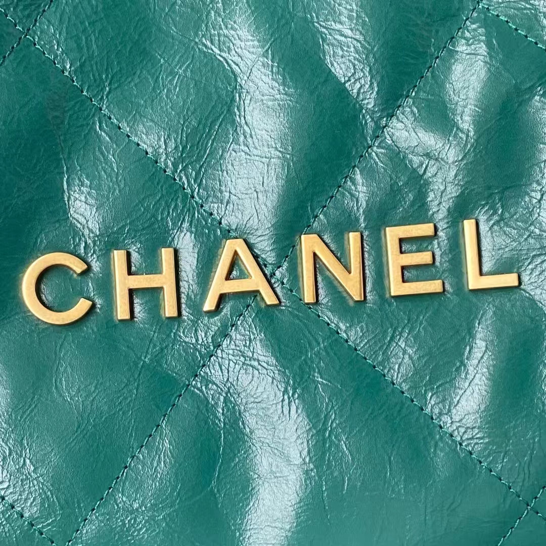 Replicate Chanel 22 AS3260 Small Bag Dark Green Calfskin Gold Hardware(1:1 replica)