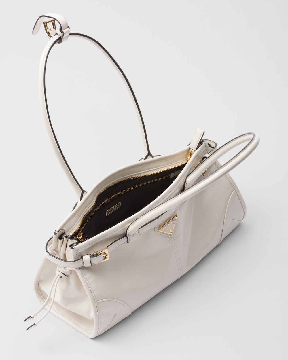 Replicate Prada Bonnie Medium Leather Handbag(1:1 replica)
