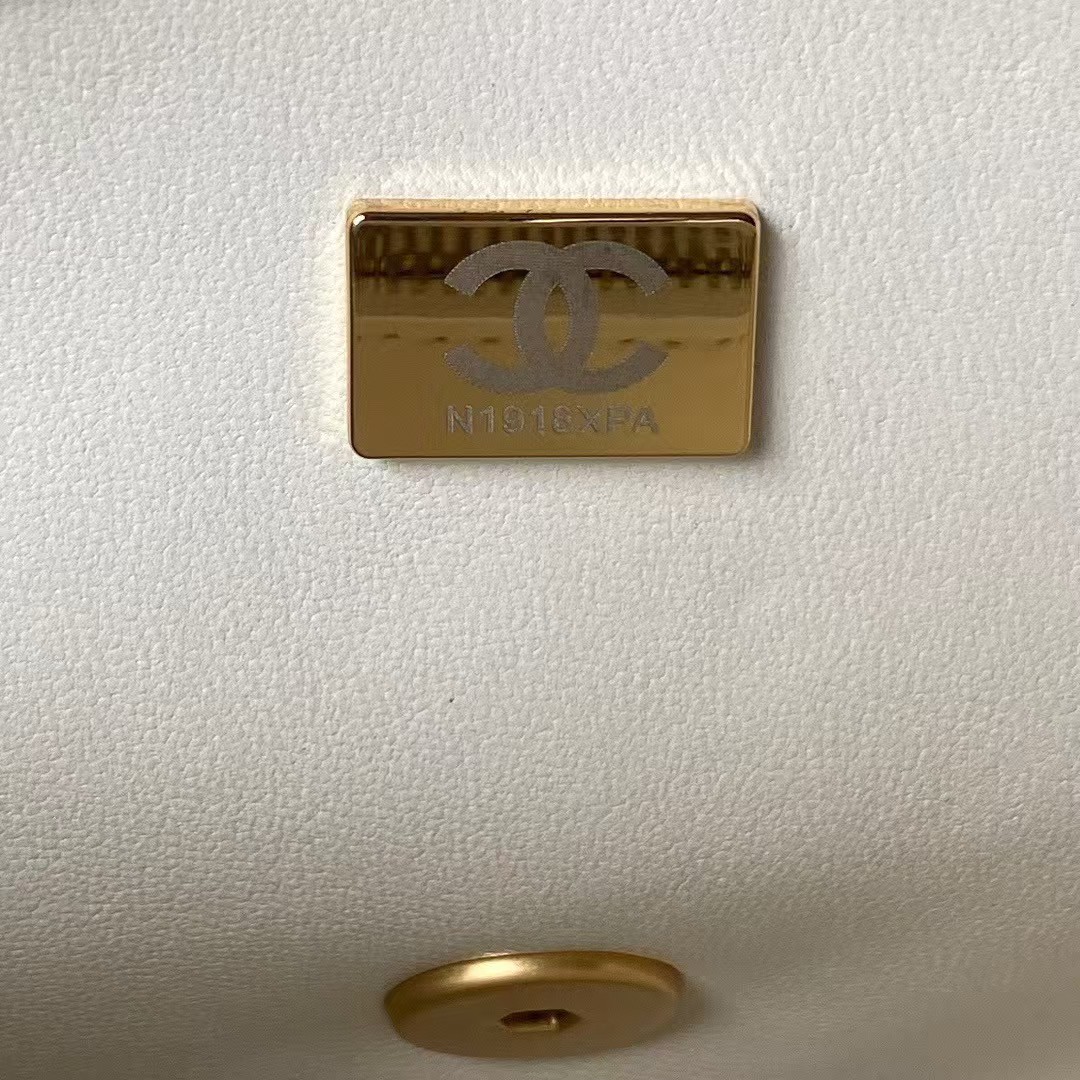 Replicate Chanel 23S AS4064 Camellia Embossed Chain Lambskin Flap Bag White(1:1 replica)