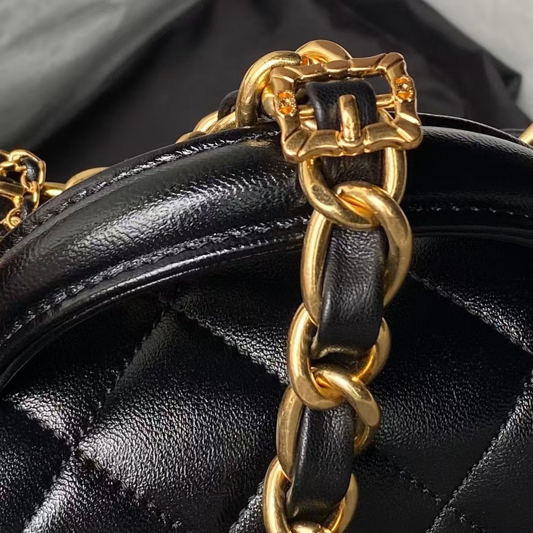 Replicate Chanel 24A AS4992 Mini Shiny Lambskin Flap Bag With Top Handle Black(1:1 replica)