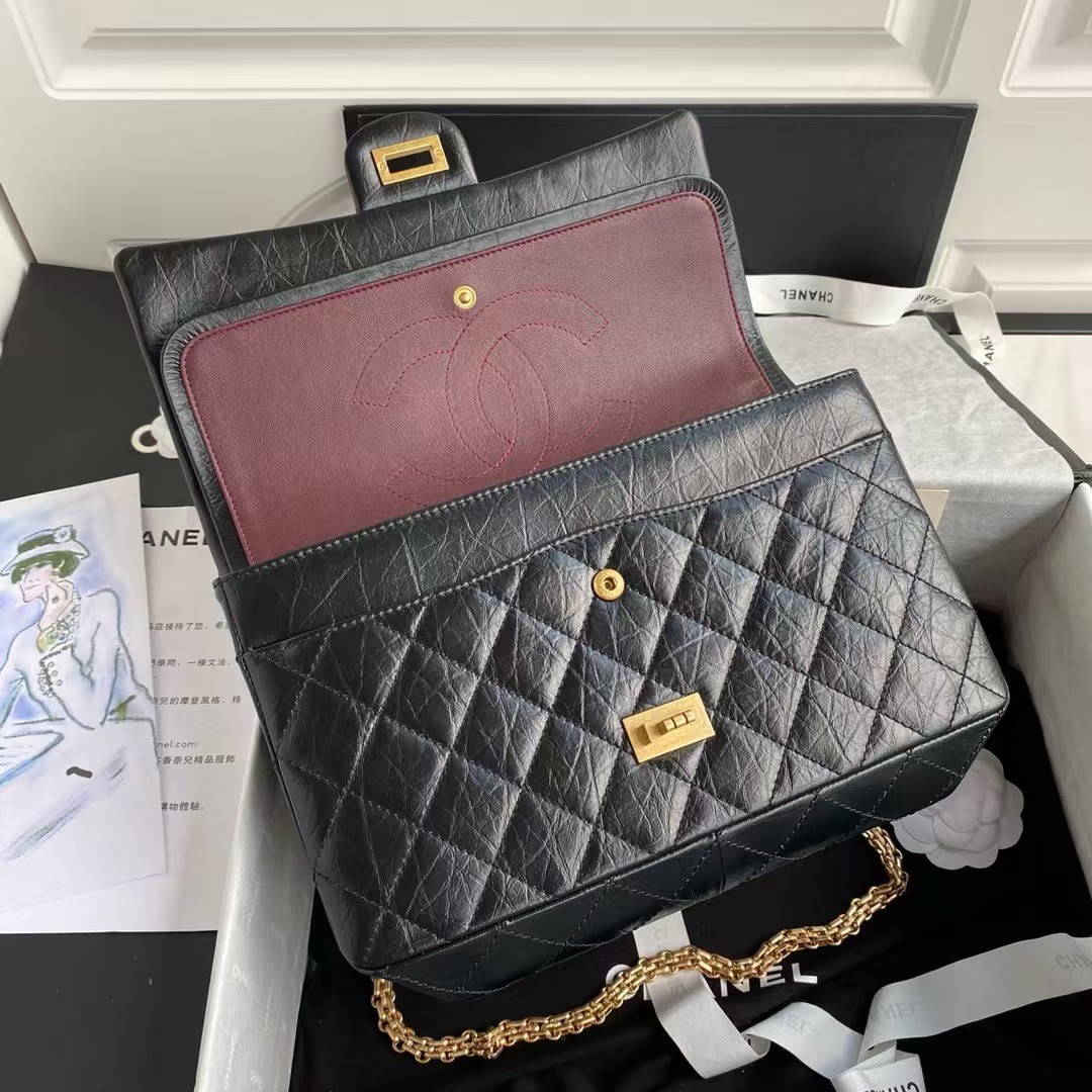 Replicate Chanel 23A A37587 Classic Large 2.55 Flap Bag Black Aged Calfskin Gold Metal Hardware(1:1 replica)