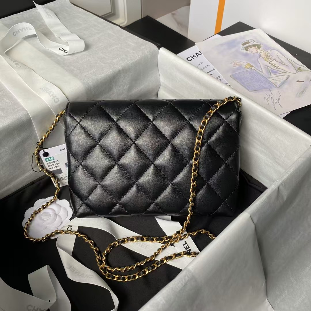 Replicate Chanel AS5011 Flap bag Shiny Lambskin Imitation Pearls Gold-Tone Metal Black(1:1 replica)
