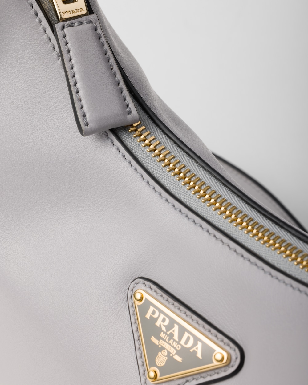 Replicate Prada Arqué Small Leather Shoulder Bag(1:1 replica)