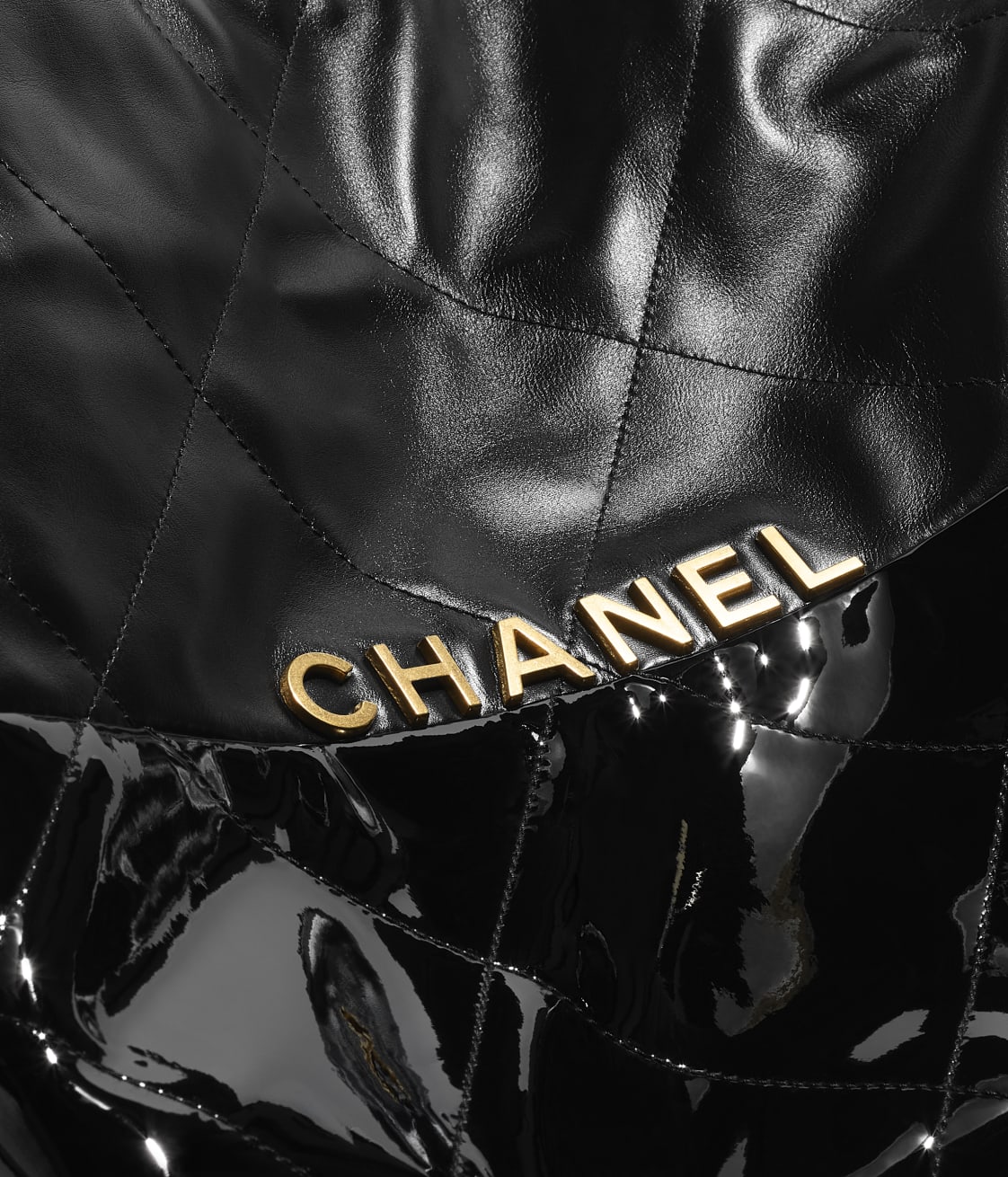 Replicate CHANEL 22 SMALL HANDBAG(1:1 replica)