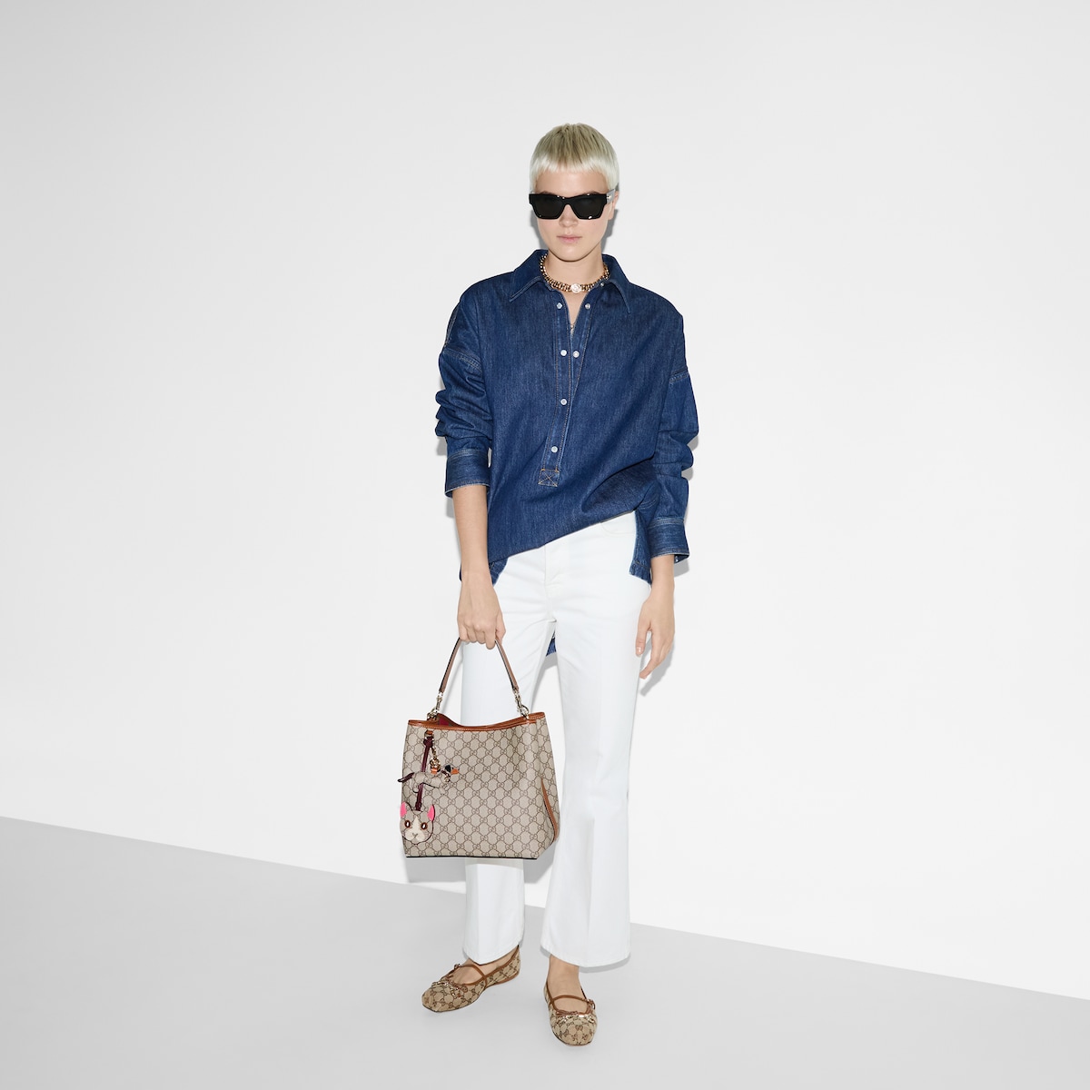 Replicate Emblem Small Shoulder Bag(1:1 replica)