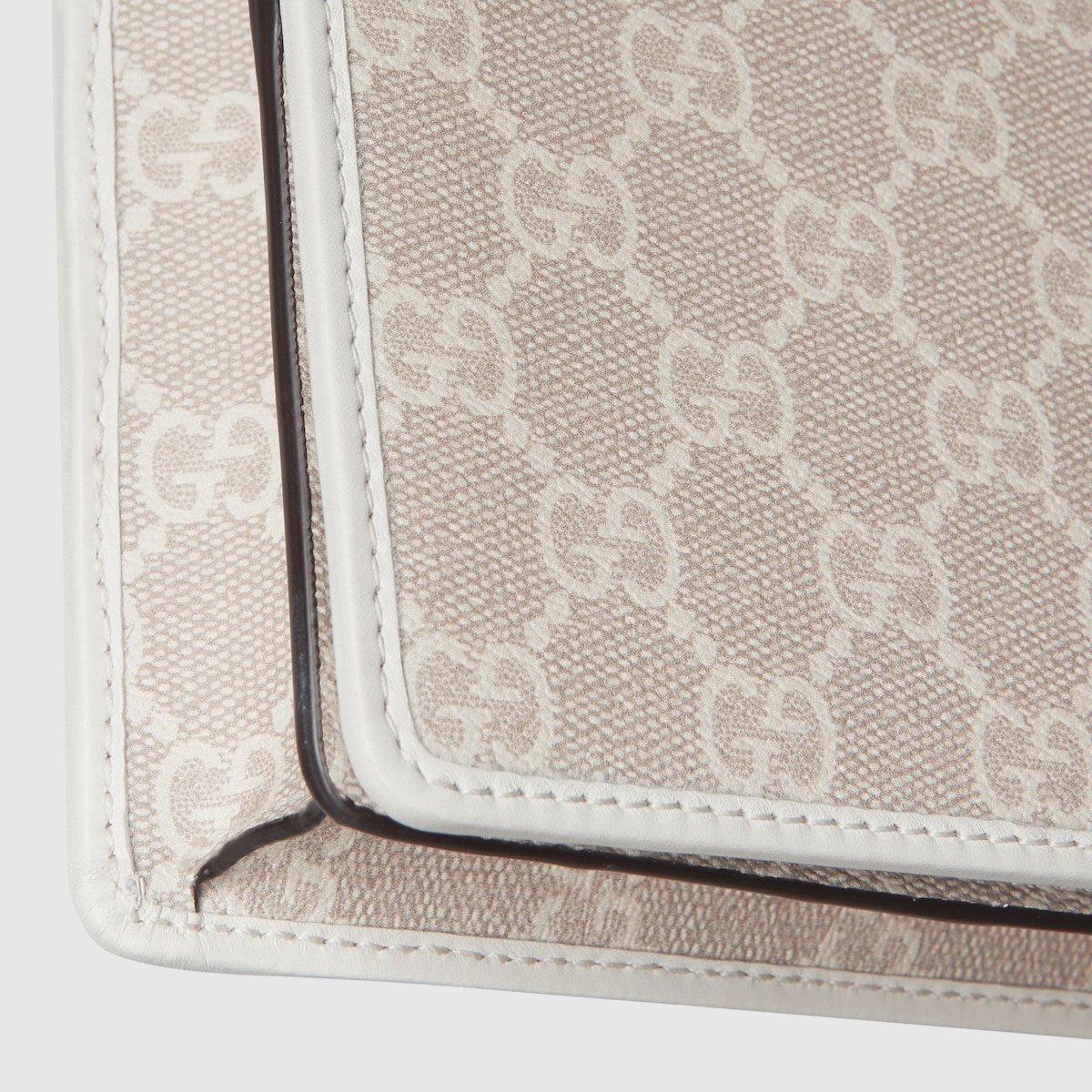Replicate Gucci GG Emblem Super Mini Shoulder Bag(1:1 replica)