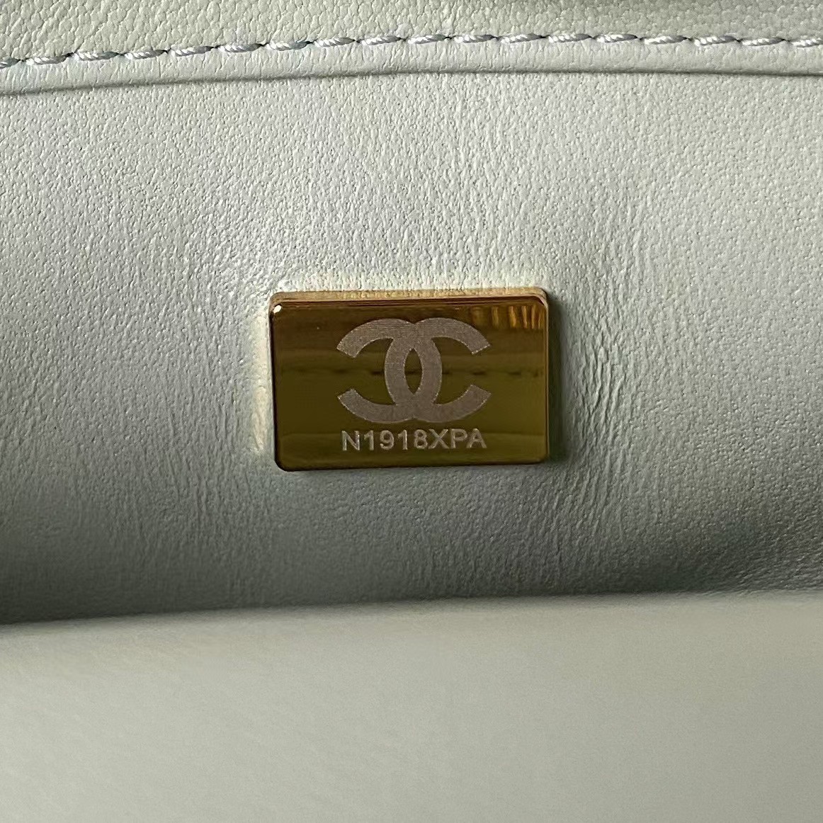 Replicate Chanel 23S AS4041 Mini Camellia Embossed Rectangular Flap Bag Antique Gold Hardware Light Green(1:1 replica)