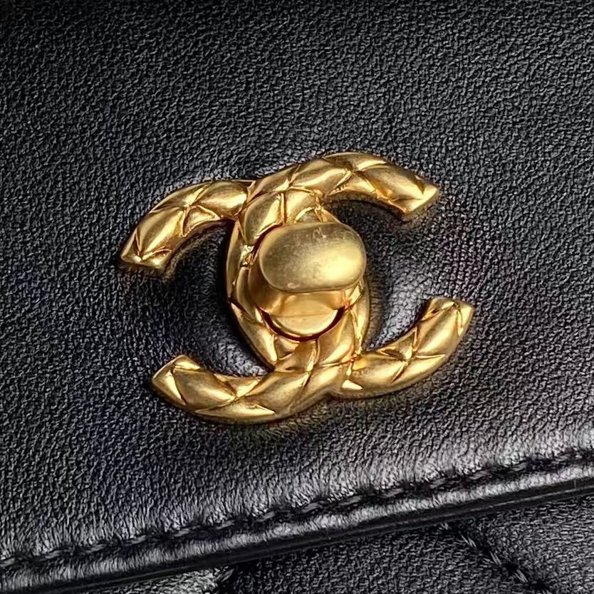 Replicate Chanel 24B AS5038 Lambskin Clutch Black(1:1 replica)