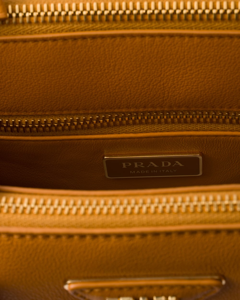 Replicate Small Prada Galleria Leather Bag(1:1 replica)