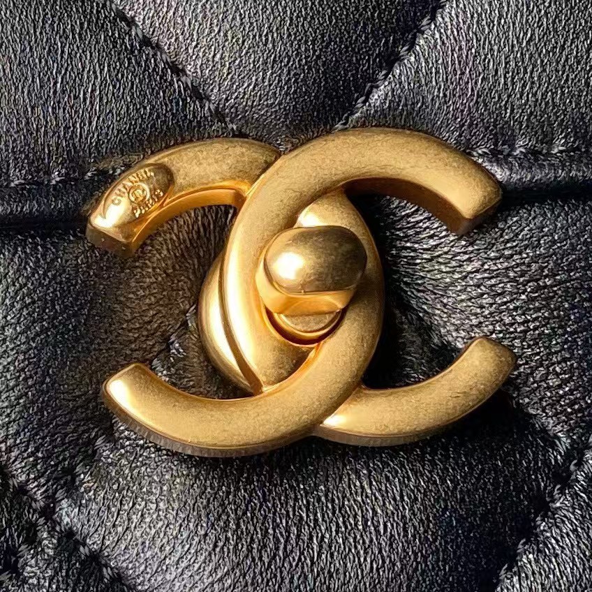 Replicate Chanel AS4986 Mini Flap bag Shiny Lambskin Imitation Pearls   Gold-Tone Metal Black(1:1 replica)
