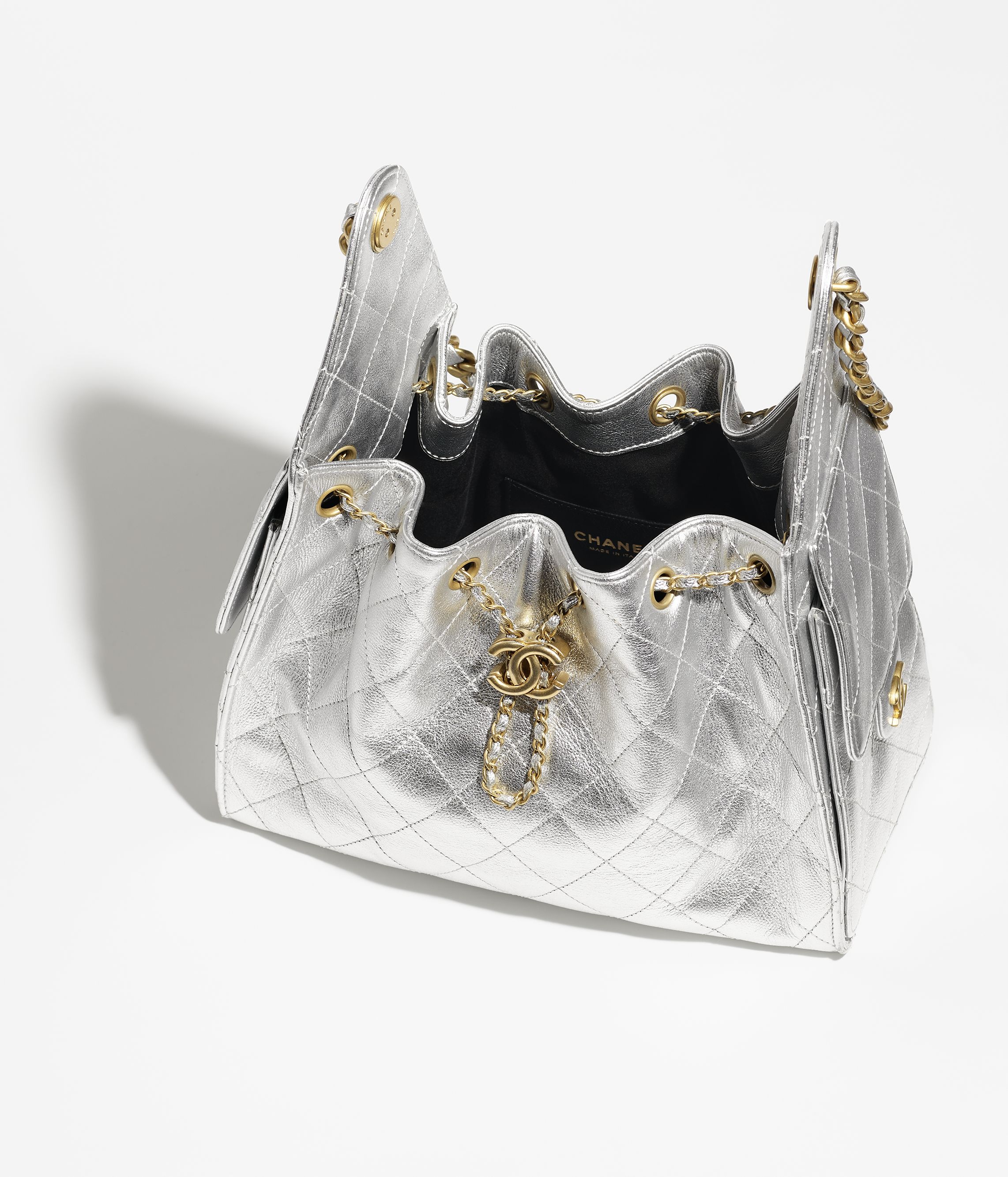 Replicate 25 CHANEL 25 SMALL HANDBAG(1:1 replica)