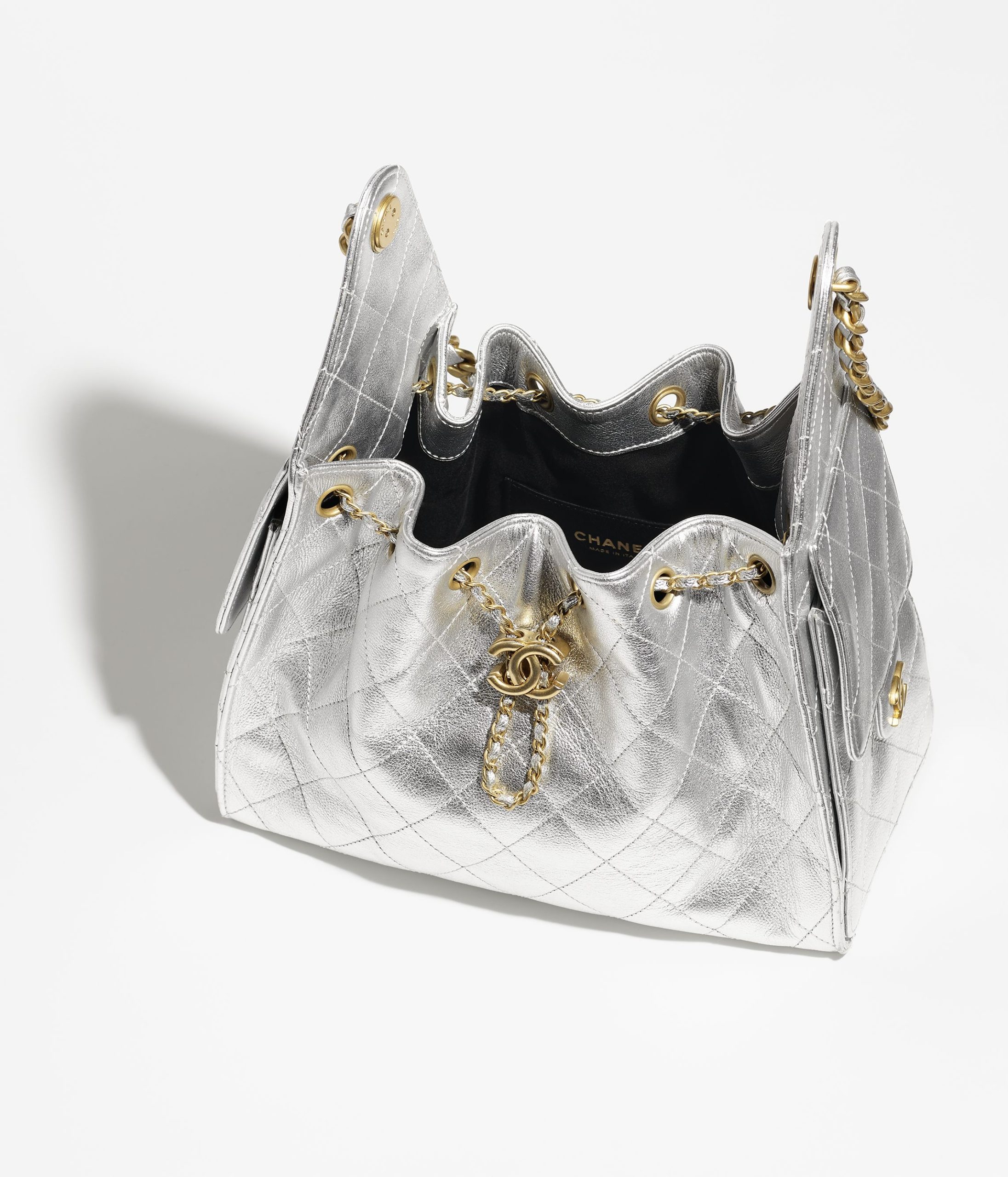 Replicate 25 CHANEL 25 SMALL HANDBAG(1:1 replica)