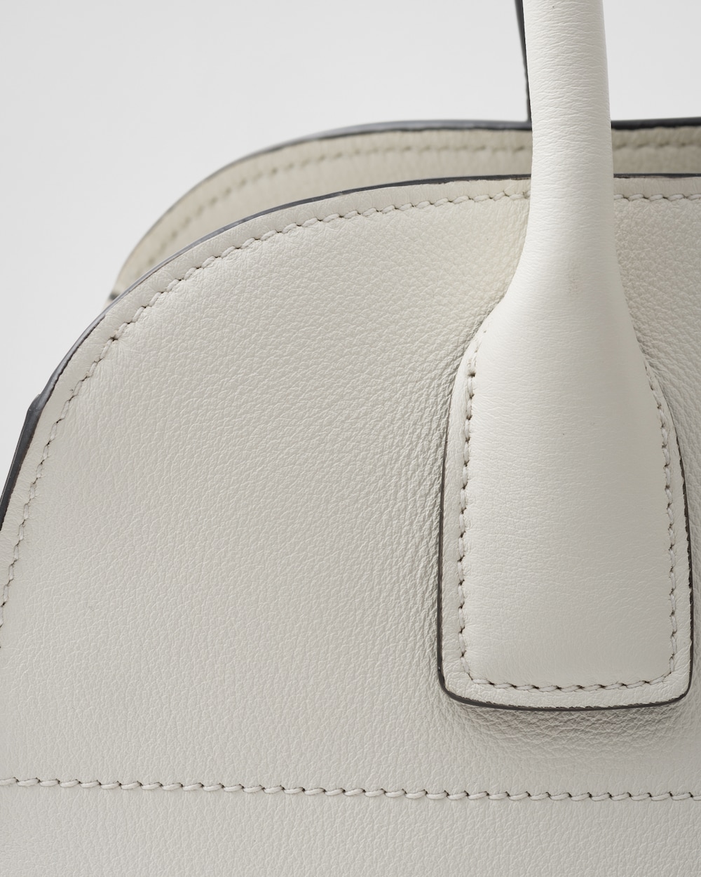 Replicate Prada Medium Leather Tote Bag(1:1 replica)