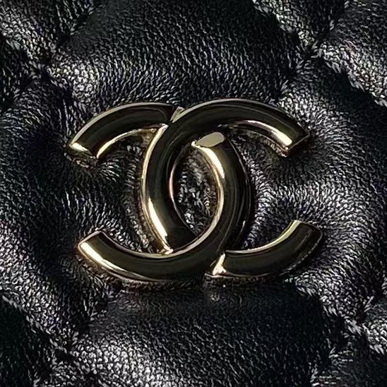 Replicate Chanel 24B AP3354 Calfskin Chain Clutch Black(1:1 replica)