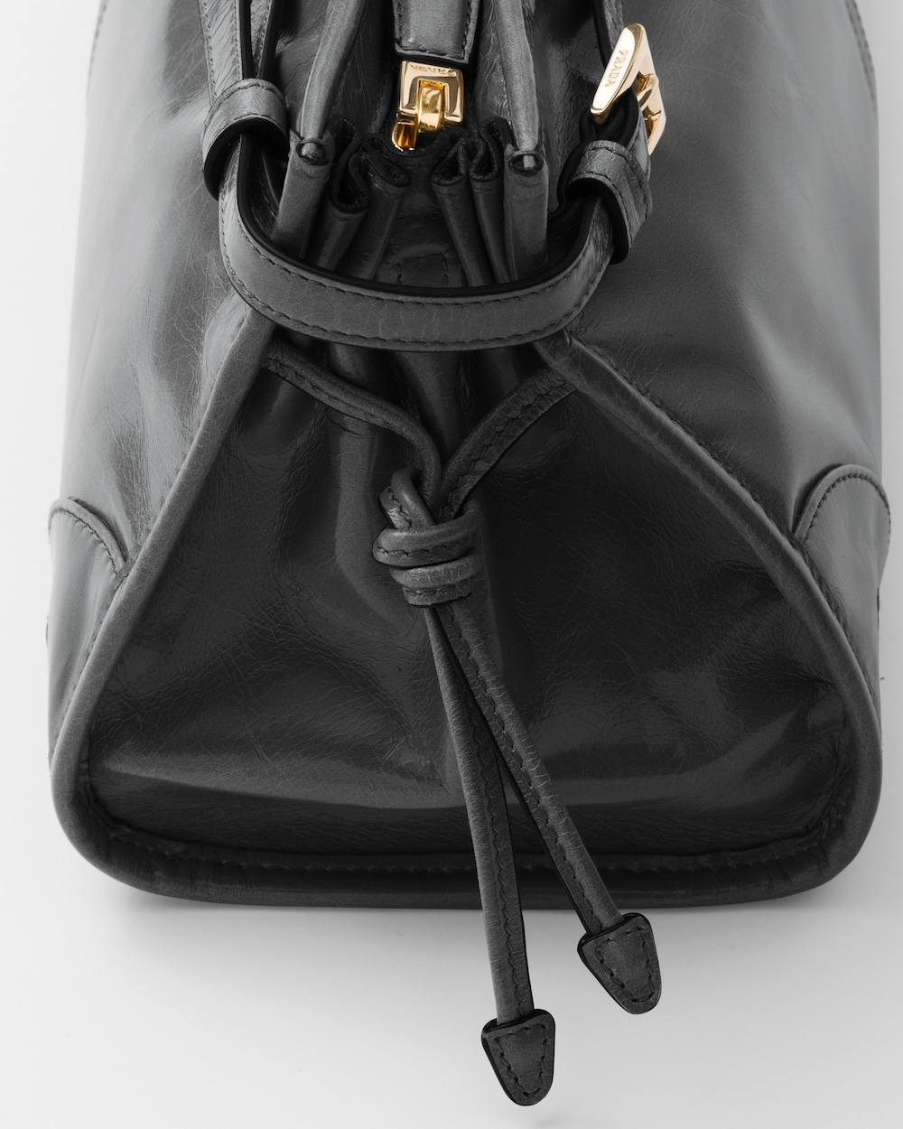 Replicate Prada Bonnie Medium Leather Handbag(1:1 replica)