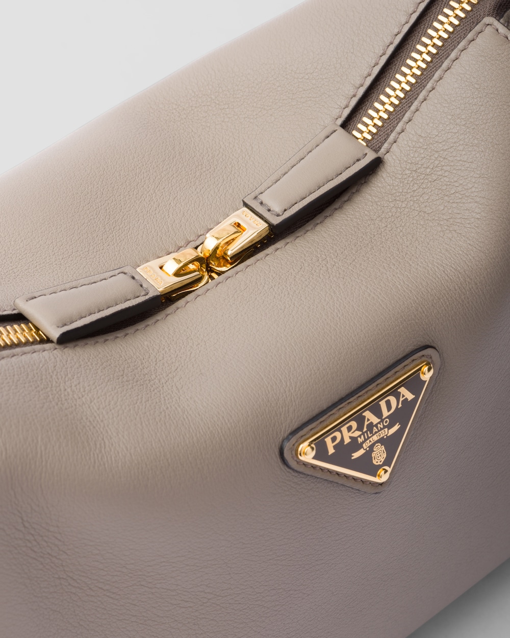 Replicate Prada Darling Medium Leather Shoulder Bag(1:1 replica)