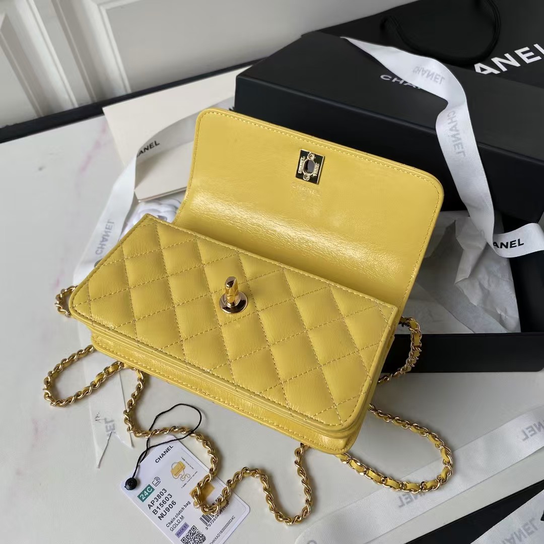 Replicate Chanel 24P AP3803 Shiny Crinkled Lambskin Chain Clutch Pearl Handle Yellow(1:1 replica)