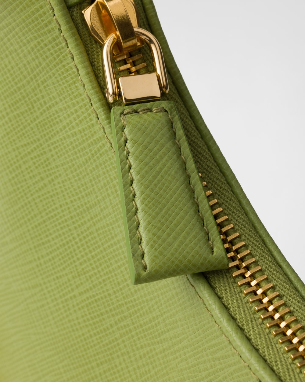 Replicate Prada Re-Edition Saffiano Leather Mini-Bag(1:1 replica)