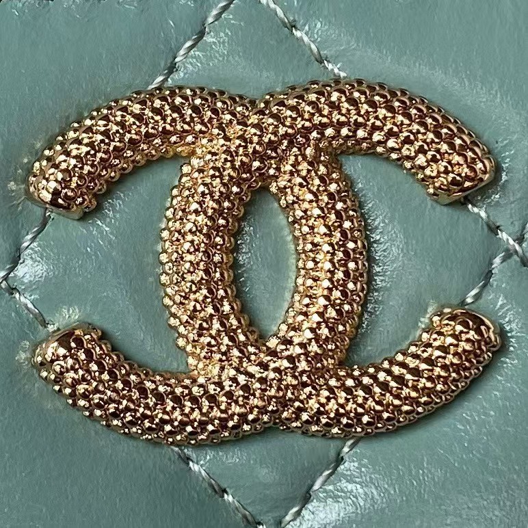 Replicate Chanel AP3804 Clutch Lambskin Cosmetic Bag With Pearl Handle Green(1:1 replica)