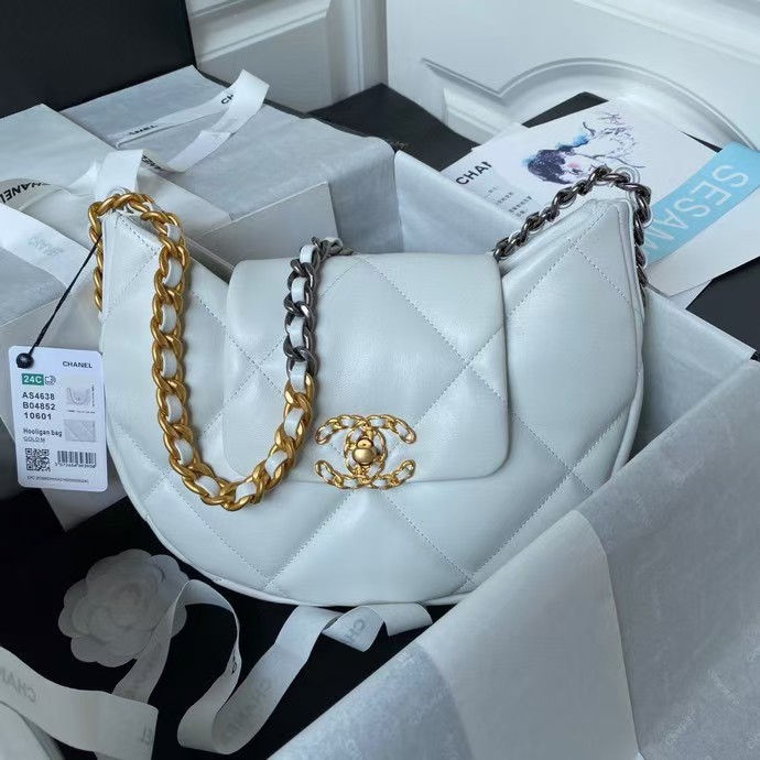 Replicate Chanel 24C AS4638 19 Hobo Bag White Lambskin Mixed Metal Hardware(1:1 replica)