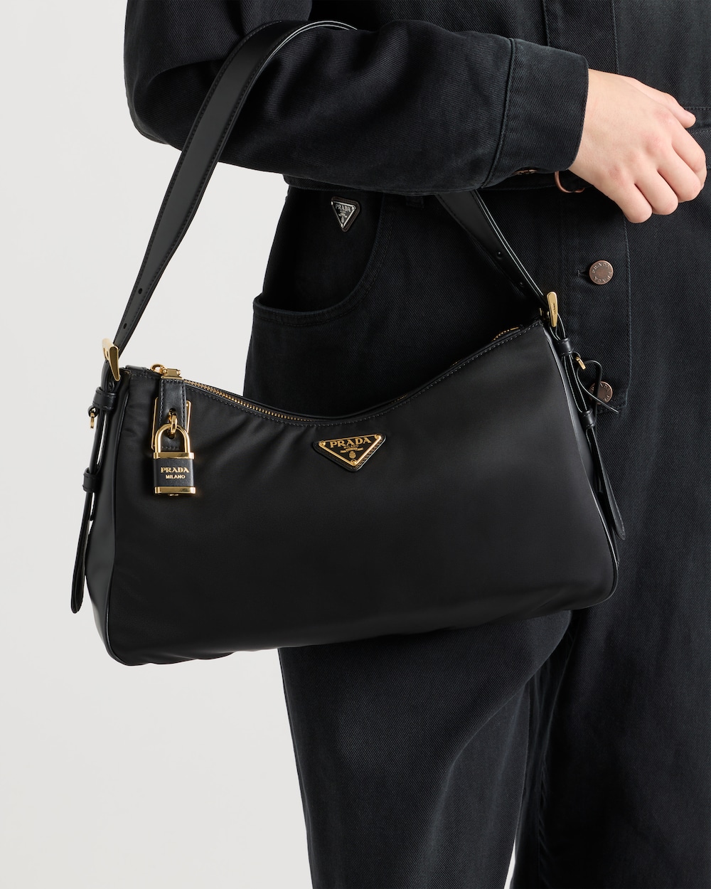 Replicate Prada Aimée Large Re-Nylon and Leather Shoulder Bag With Padlock(1:1 replica)