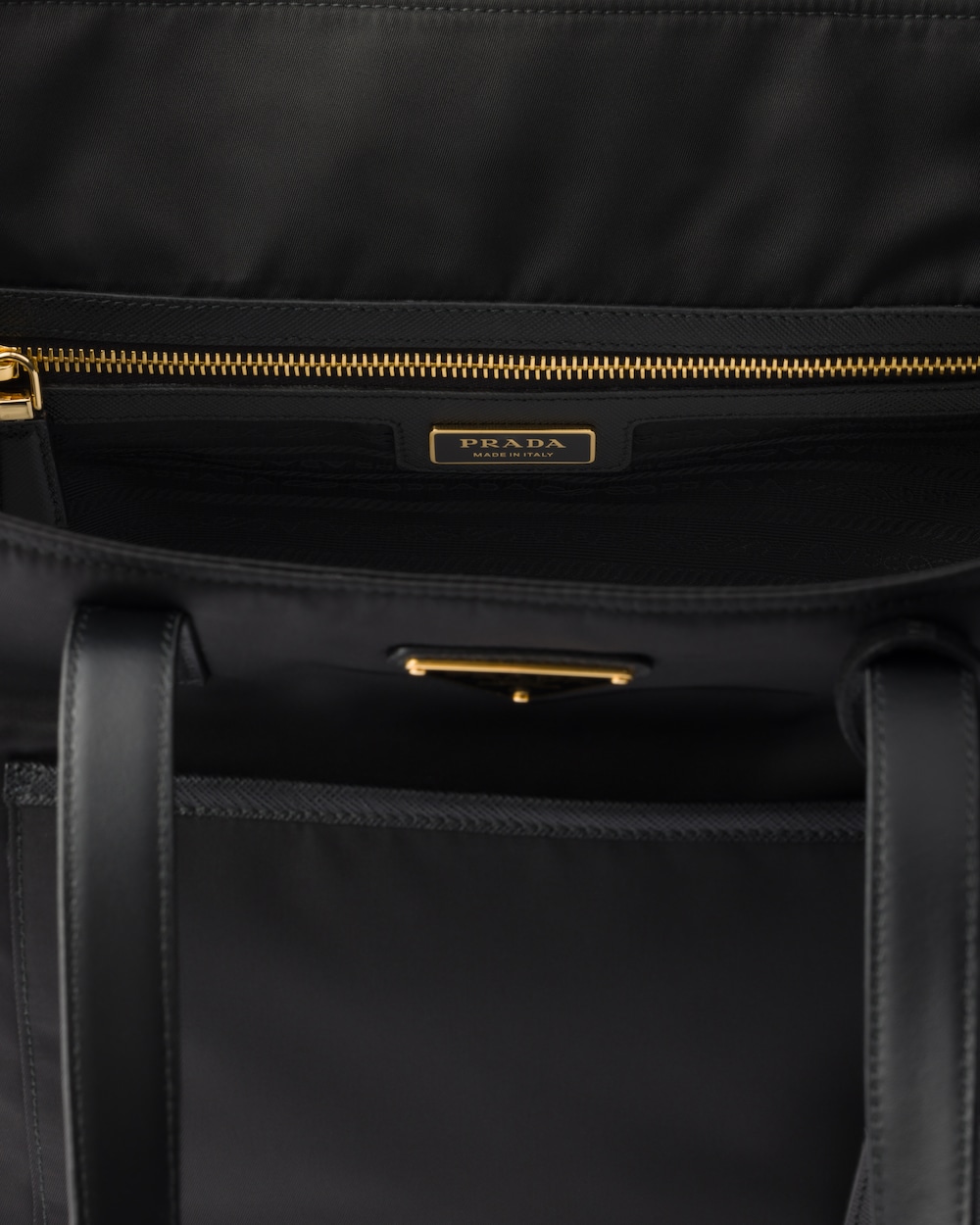 Replicate Prada Re-Edition 1978 Medium Re-Nylon and Saffiano Leather Tote Bag(1:1 replica)