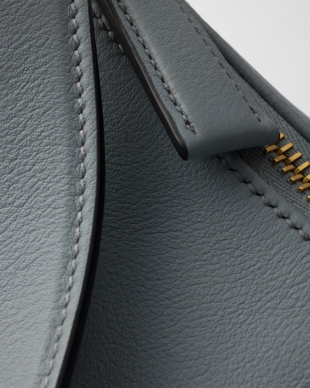 Replicate Prada Aimée Medium Leather Shoulder Bag(1:1 replica)