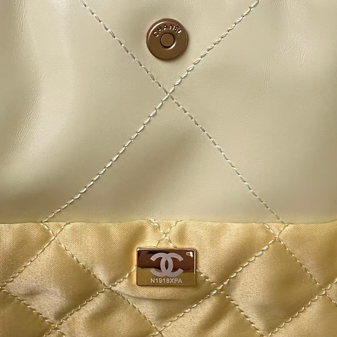 Replicate Chanel 22 Hobo Bag 24C AS4486 Gold Metallic Yellow Shiny Calfskin New Edition Horizontal(1:1 replica)