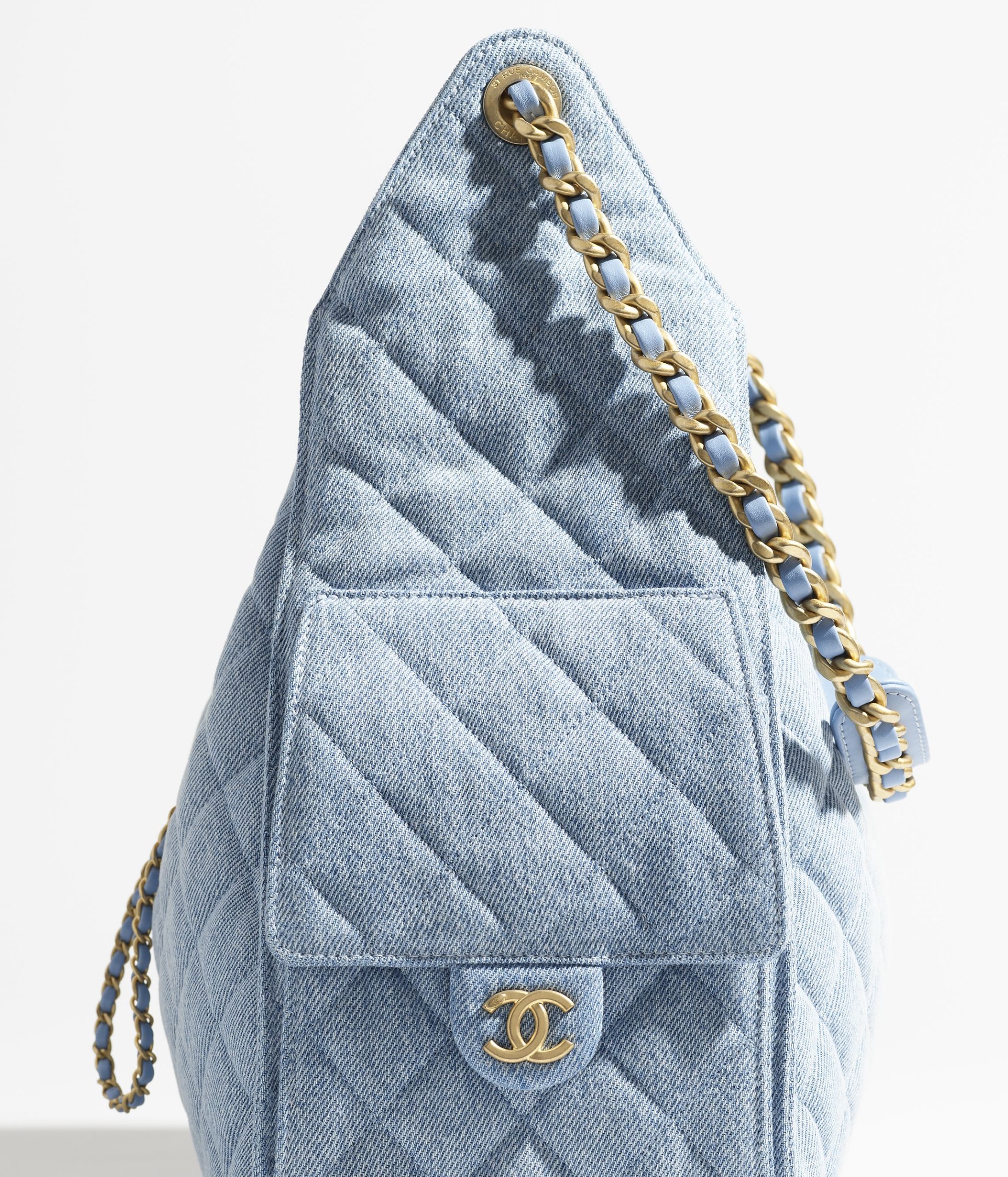 Replicate 25 CHANEL 25 MEDIUM HANDBAG(1:1 replica)