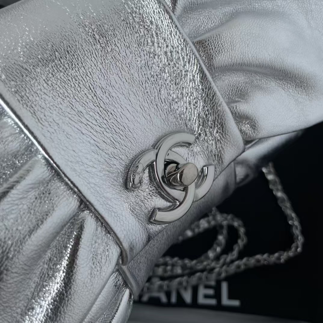 Replicate Chanel 24B AS5129 Metallic Lambskin Butterfly Evening Bag Metallic Silver(1:1 replica)