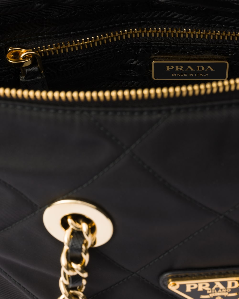 Replicate Prada Re-Edition 1995 Chaîne Re-Nylon Tote Bag(1:1 replica)