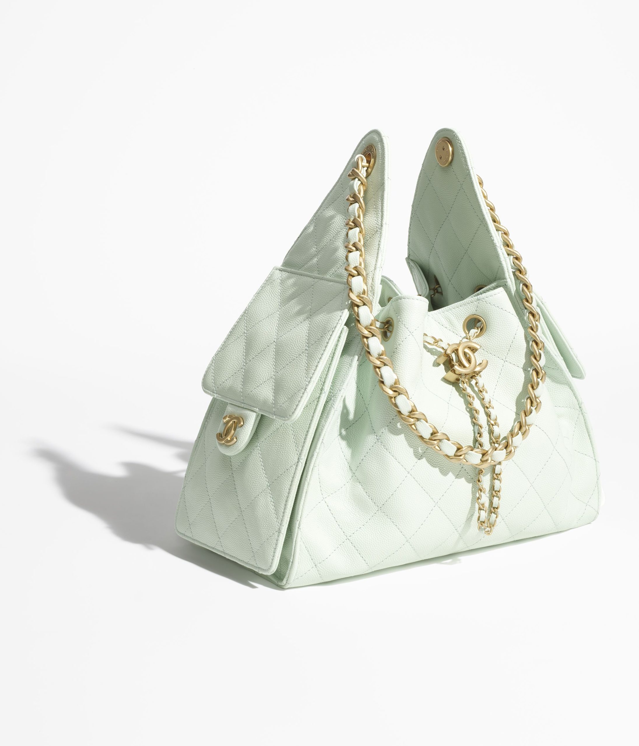 Replicate 25 CHANEL 25 SMALL HANDBAG(1:1 replica)